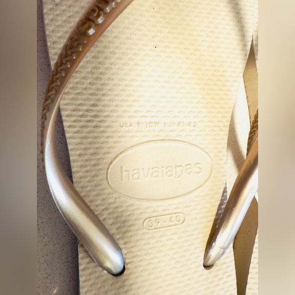 Women’s 9/10 Sandals - Bundle of 3 Pair!  1 NWT 2 Worn - Havaianas - Picture 6 of 11